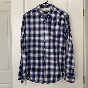Gently Used Men’s American Eagle Button Down Shirt